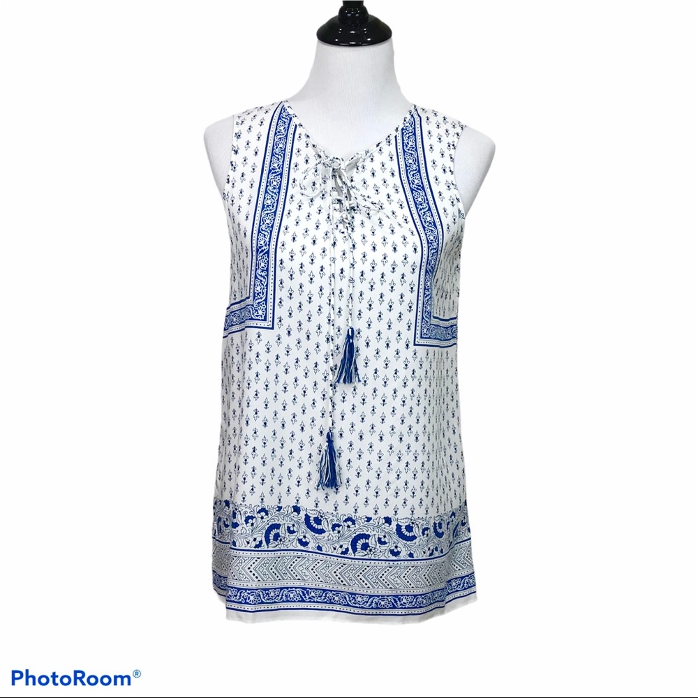 Max Studio sleeveless round neck white with blue lace up tassel top